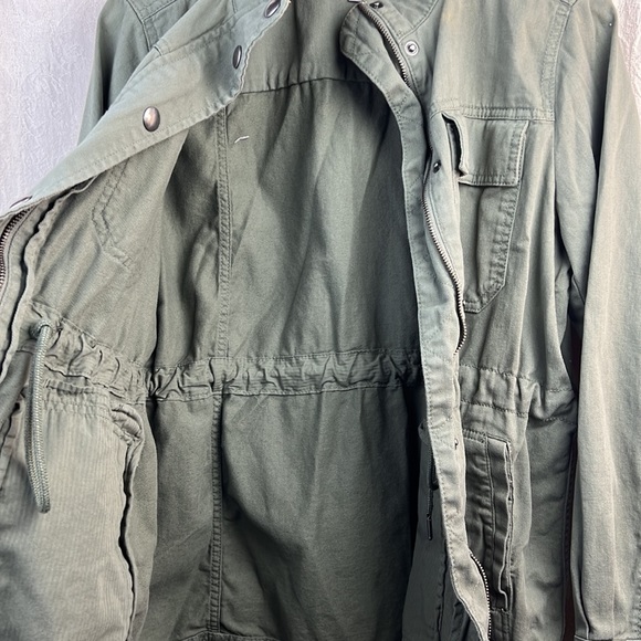 Gap Army Green Utility Coat Medium Adjustable Waist - Picture 9 of 10